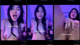 Fullcliphot | Em idol #STRIPCHAT Maya cỏi đồ livestream thủ dâm show lồn hồng cực ngon ~